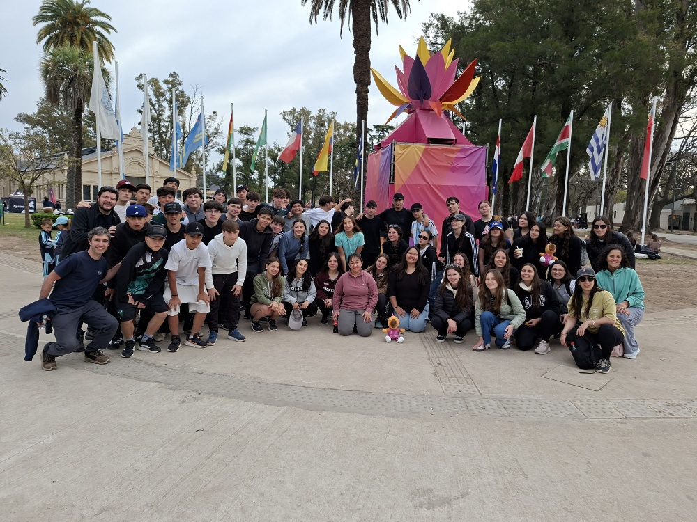 La EETP N° 343 disfrutó de los Juegos Suramericanos Santa Fe 2026 y alentó a la Selección Sub-19